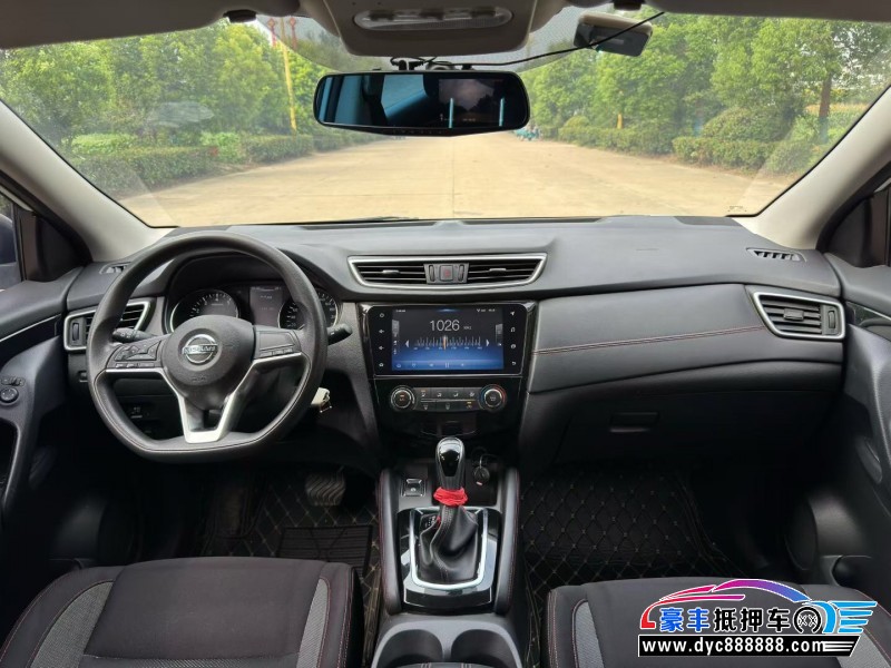 20年日产逍客轿车抵押车出售