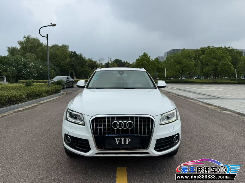 15年奥迪Q5轿车抵押车出售