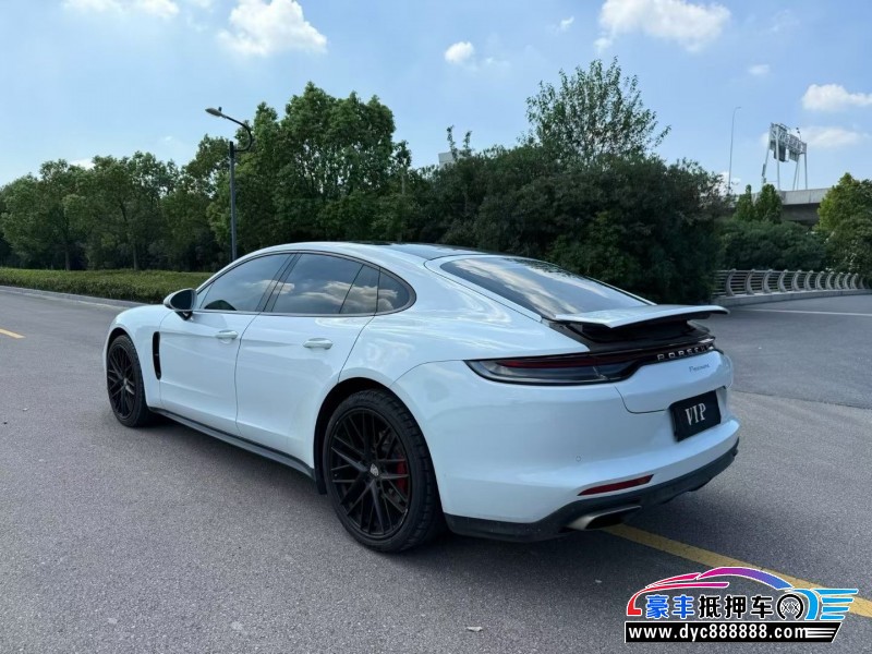 21年保时捷帕纳梅拉轿车抵押车出售