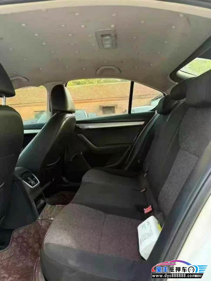 16年斯柯达明锐轿车抵押车出售