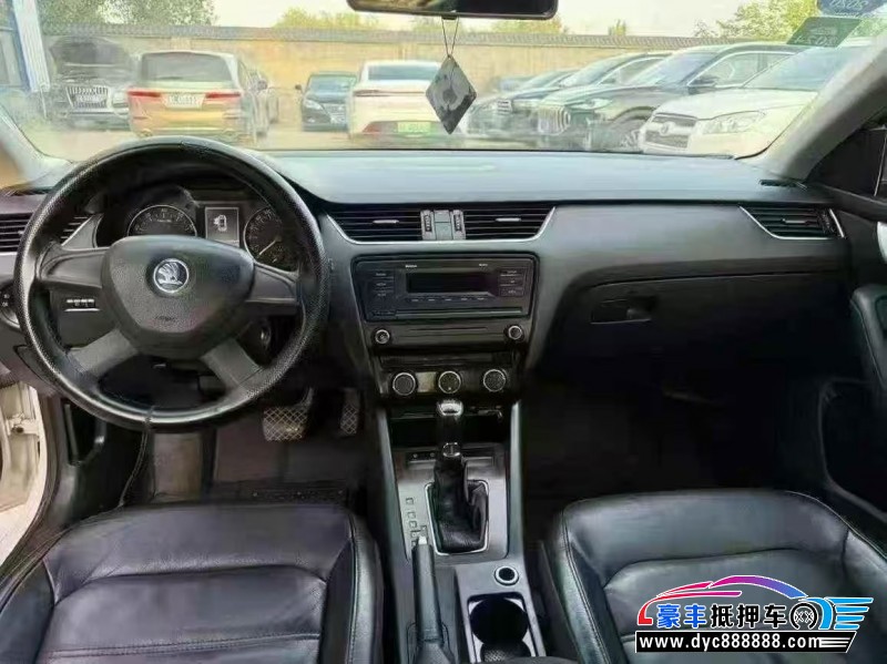 16年斯柯达明锐轿车抵押车出售