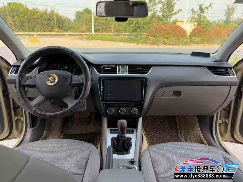 14年斯柯达明锐轿车抵押车出售