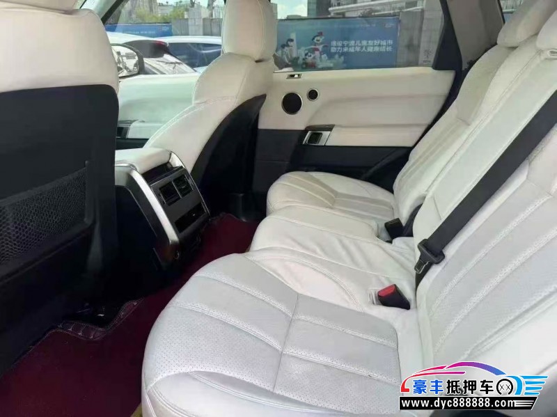 15年路虎揽胜运动轿车抵押车出售