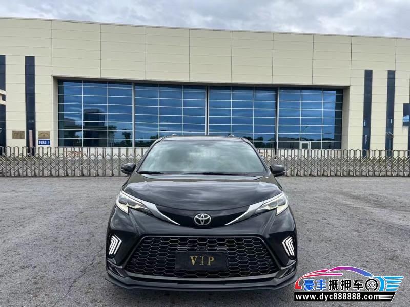 24年丰田格瑞维亚轿车抵押车出售