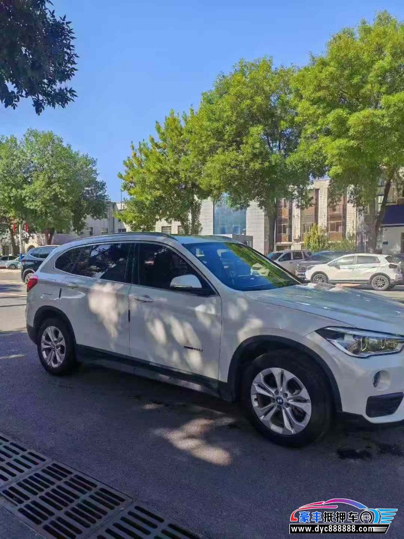 17年宝马X1轿车抵押车出售