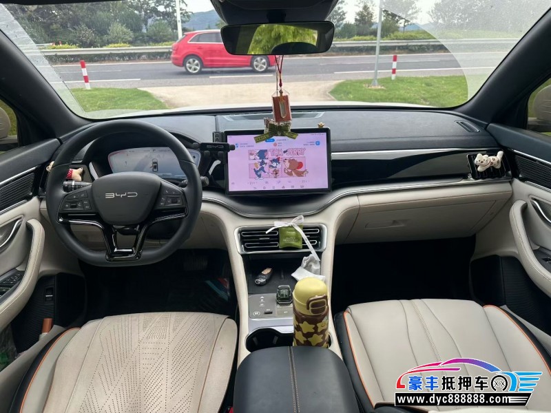 24年比亚迪宋轿车抵押车出售