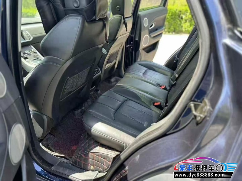 17年路虎揽胜极光轿车抵押车出售