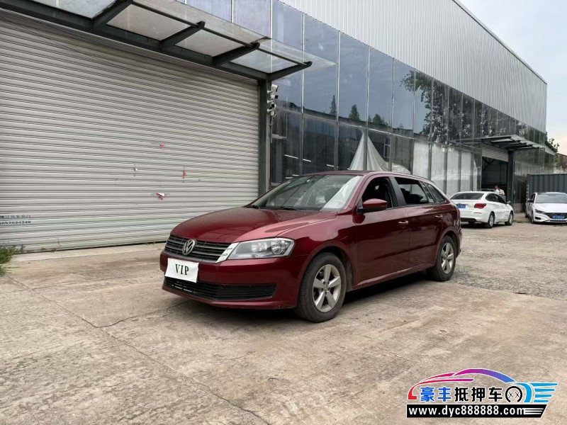 14年大众朗行轿车抵押车出售