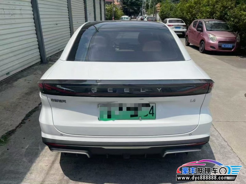 24年吉利银河L6轿车抵押车出售