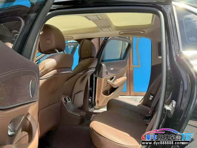 23年奔驰E轿车抵押车出售