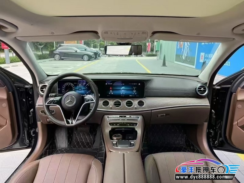 23年奔驰E轿车抵押车出售