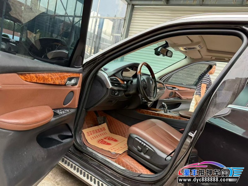 18年宝马X5SUV抵押车出售