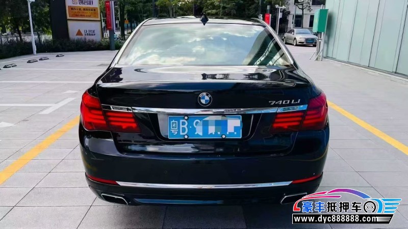 13年宝马7系轿车抵押车出售