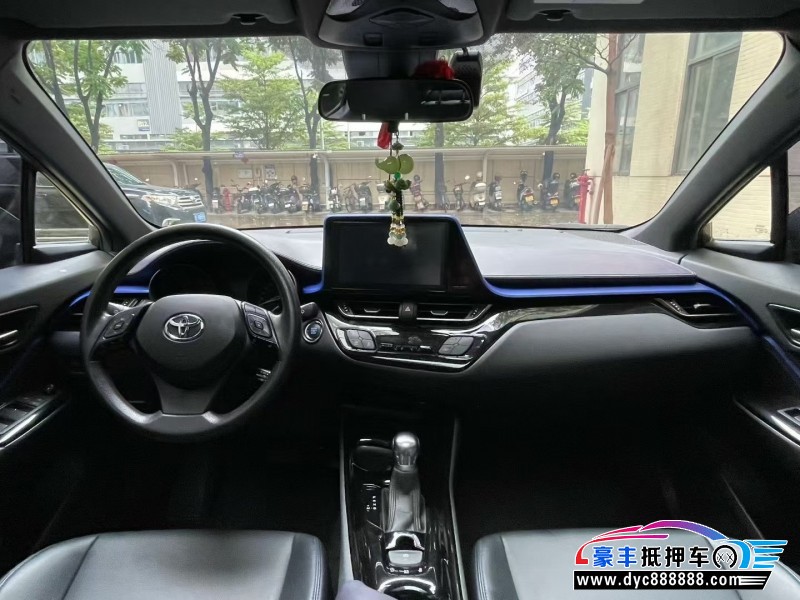 21年丰田C-HR轿车抵押车出售