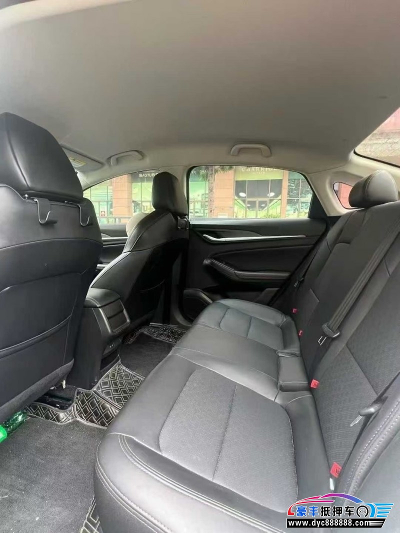 22年长安逸动轿车抵押车出售