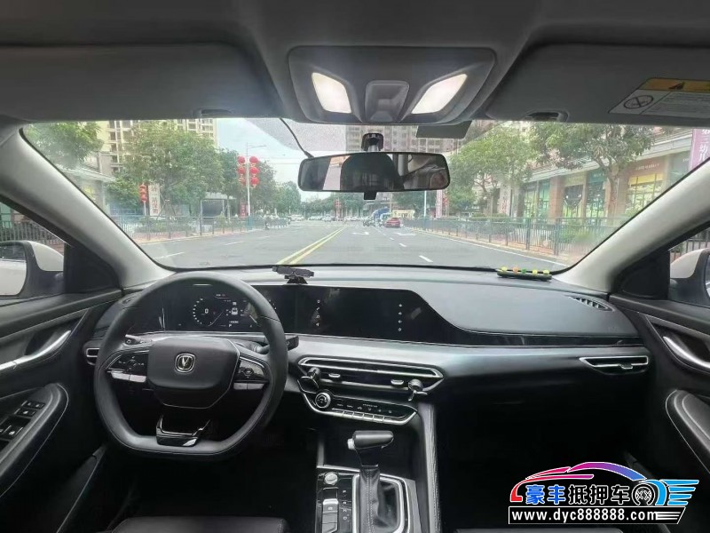 22年长安逸动轿车抵押车出售