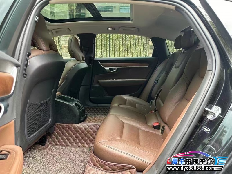 20年沃尔沃S90轿车抵押车出售