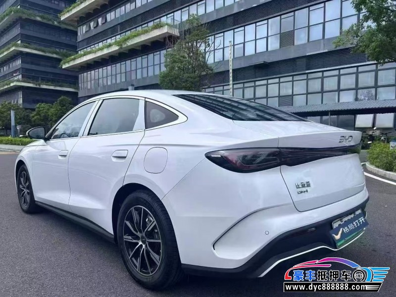 25年比亚迪海豹轿车抵押车出售