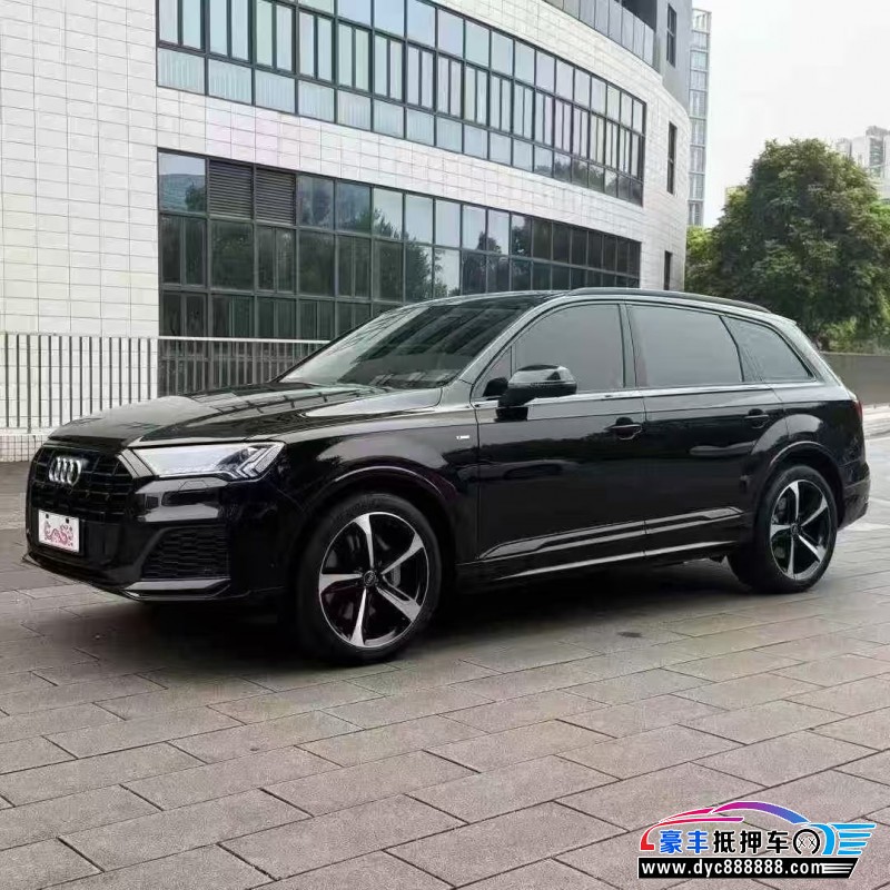 24年奥迪Q7轿车抵押车出售