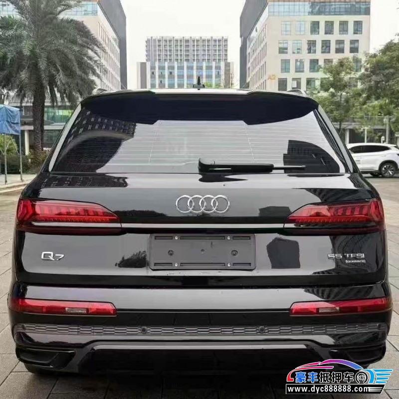 24年奥迪Q7轿车抵押车出售