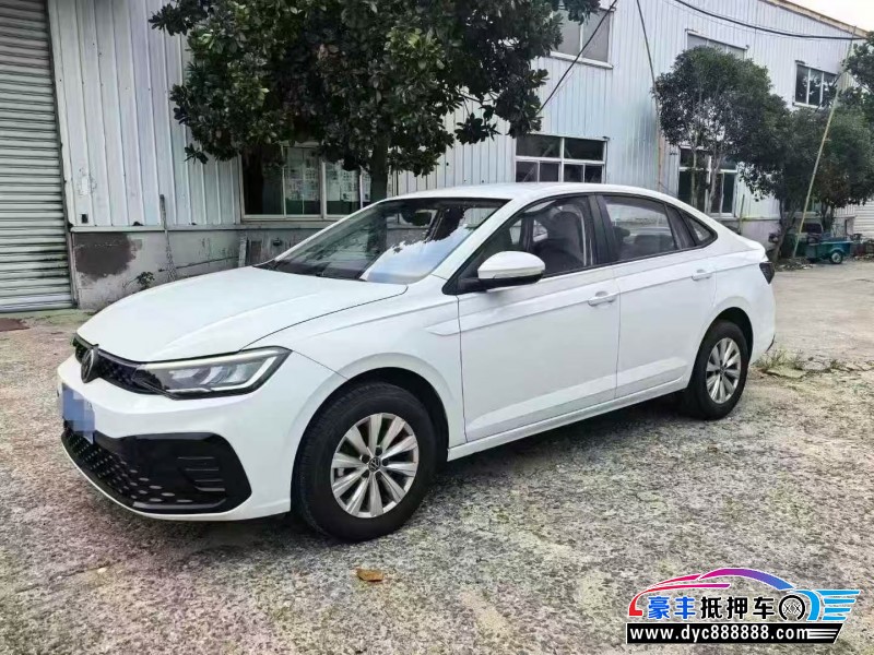 25年大众朗逸轿车抵押车出售