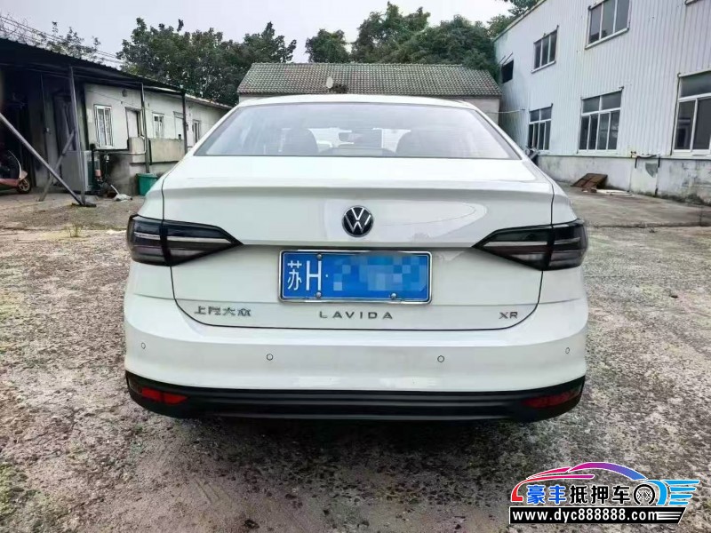 25年大众朗逸轿车抵押车出售