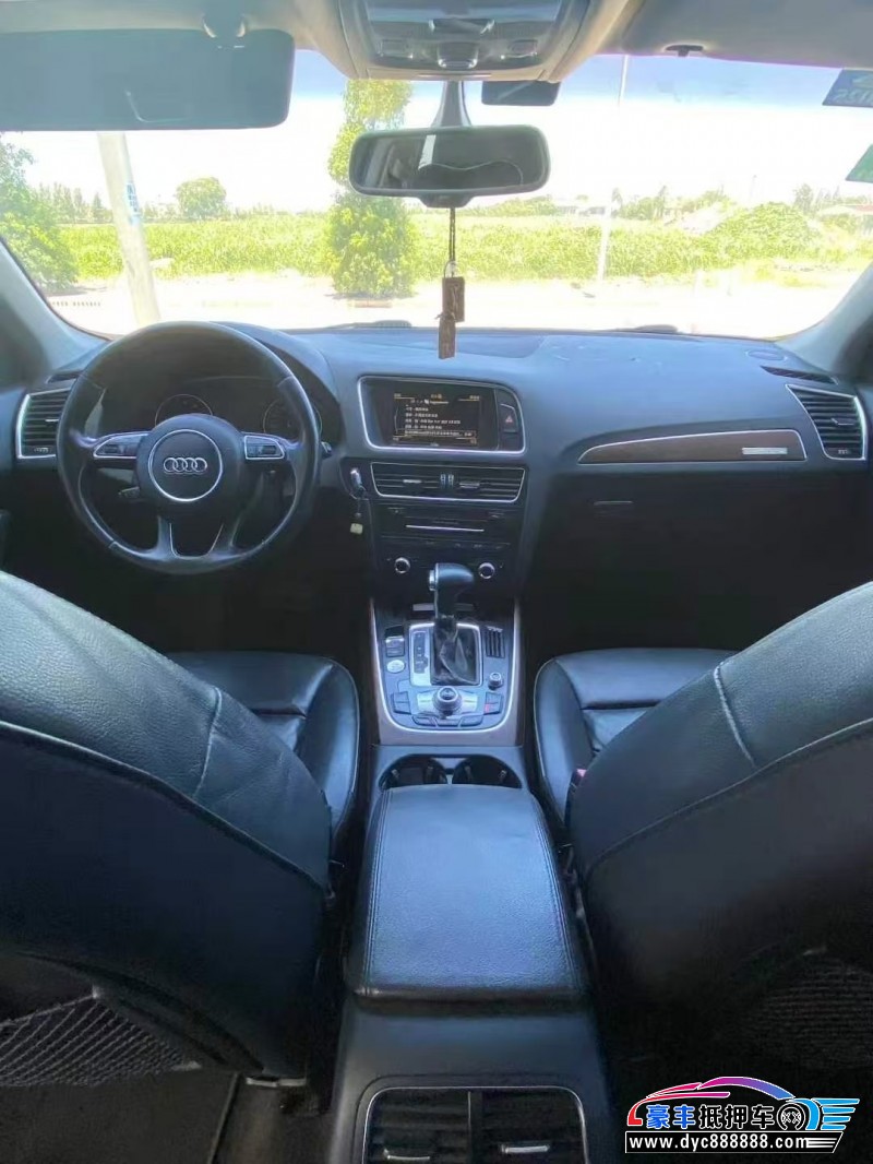 14年奥迪Q5轿车抵押车出售