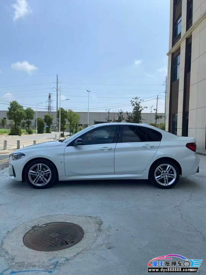 23年宝马1系轿车抵押车出售