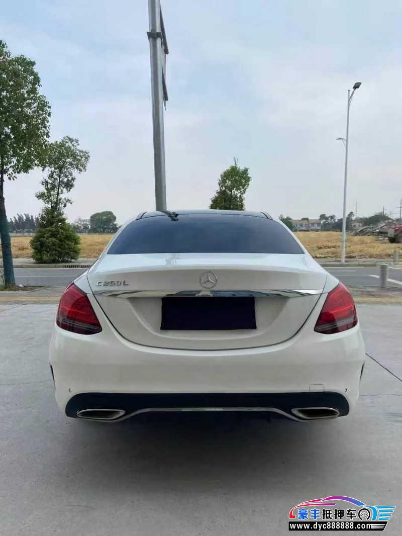 20年奔驰C轿车抵押车出售