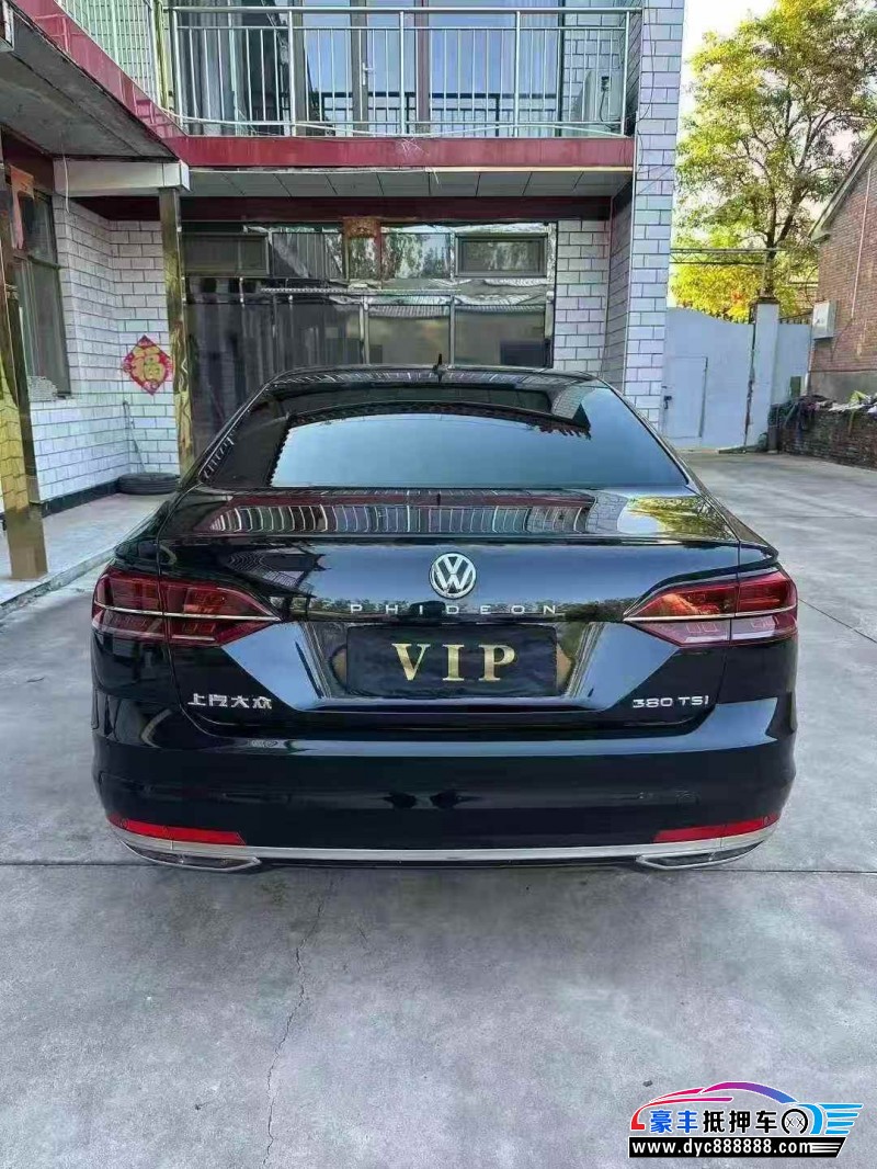 19年大众辉昂轿车抵押车出售