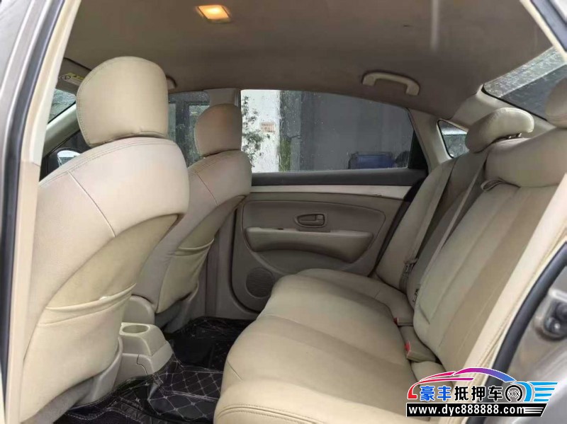 25年日产轩逸轿车抵押车出售