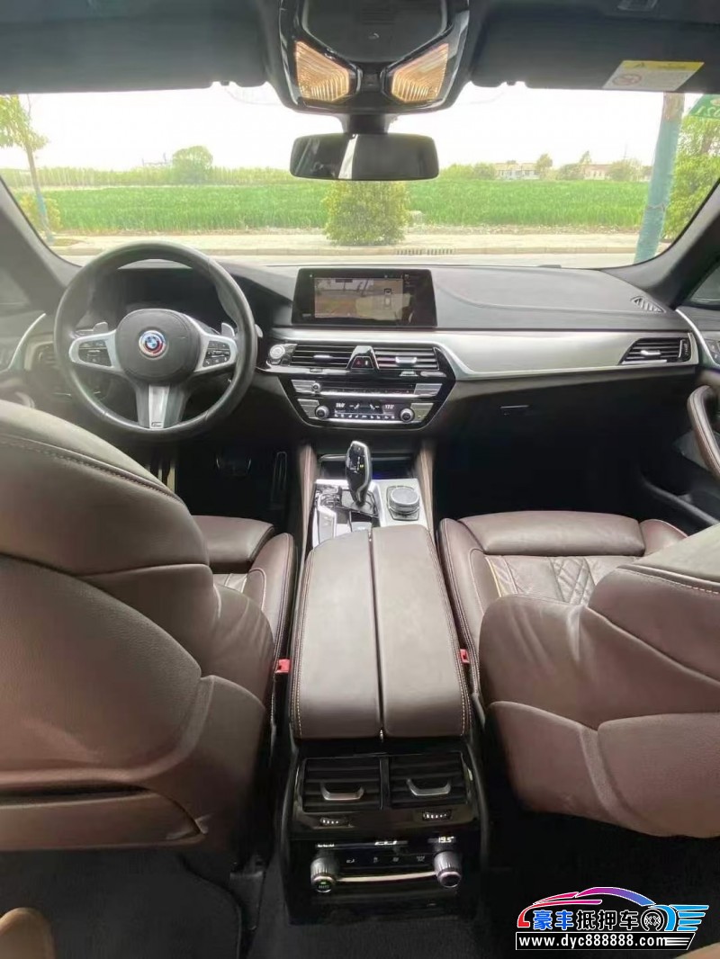 19年宝马5系轿车抵押车出售