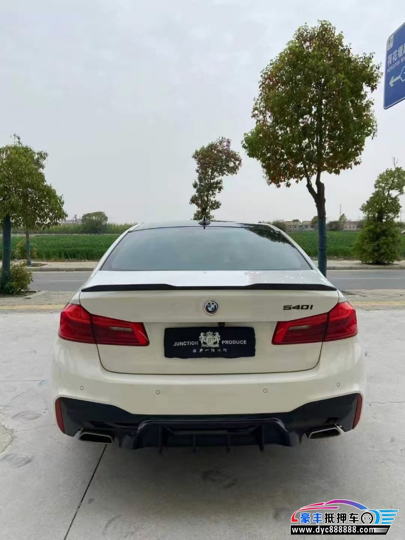 19年宝马5系轿车抵押车出售