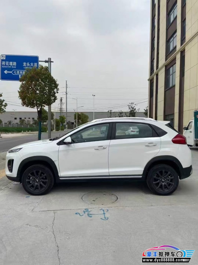 23年奇瑞瑞虎3x轿车抵押车出售