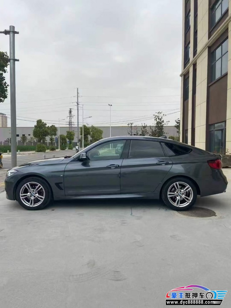 20年宝马3系轿车抵押车出售