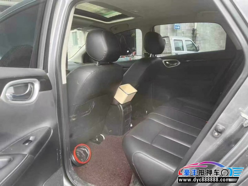 24年日产轩逸轿车抵押车出售