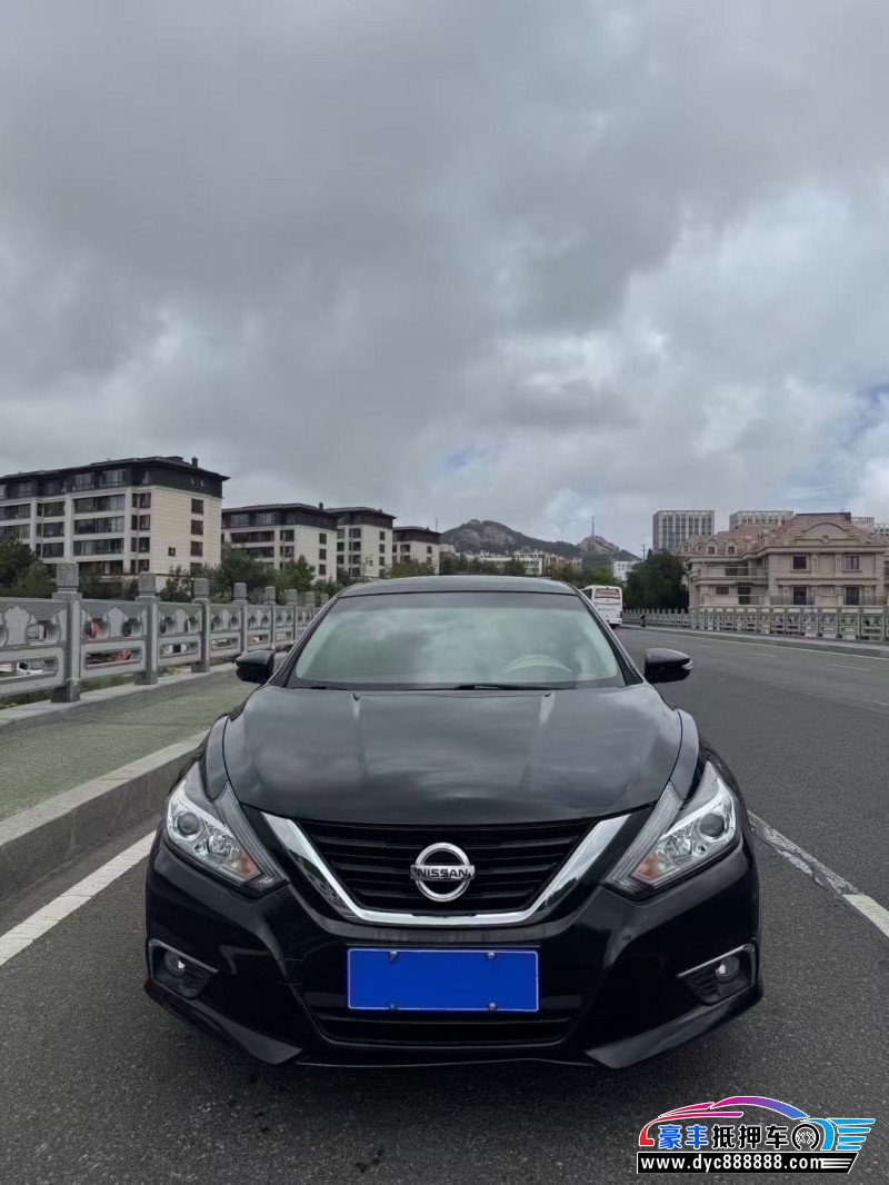 17年日产轩逸轿车抵押车出售