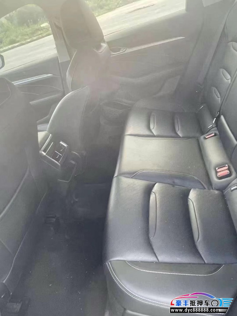 22年吉利星瑞轿车抵押车出售