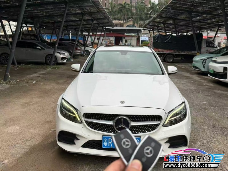 19年奔驰C轿车抵押车出售