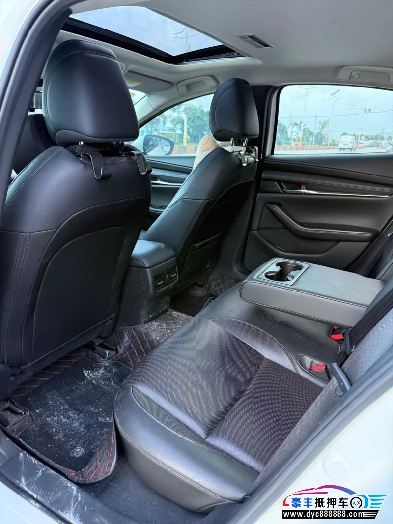 23年马自达昂克赛拉轿车抵押车出售