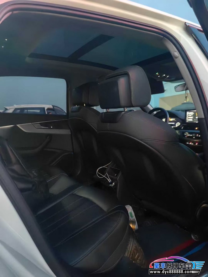 25年奥迪A4L轿车抵押车出售