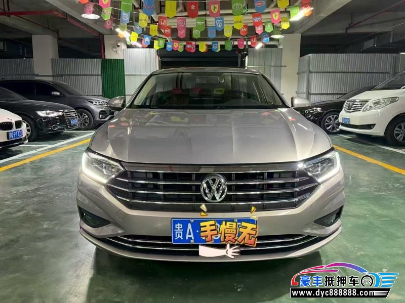 21年大众速腾轿车抵押车出售