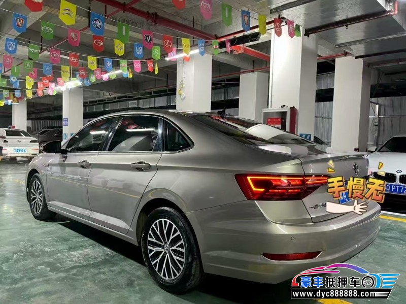 21年大众速腾轿车抵押车出售