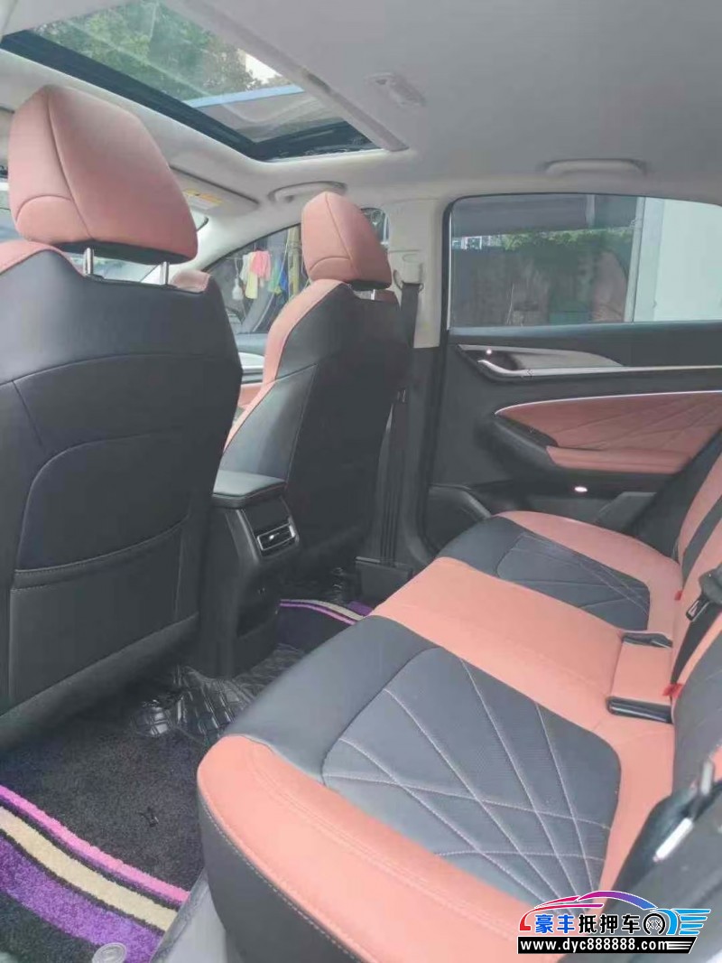 25年长安逸动轿车抵押车出售