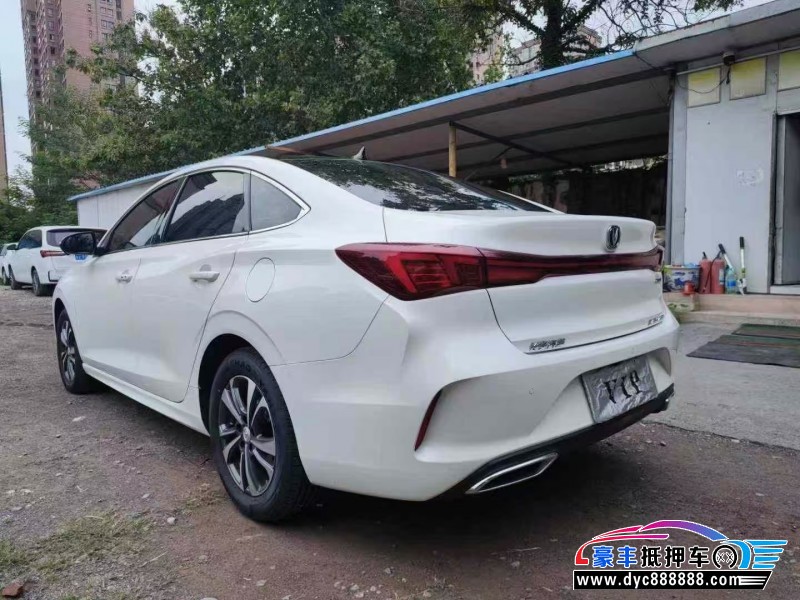 25年长安逸动轿车抵押车出售