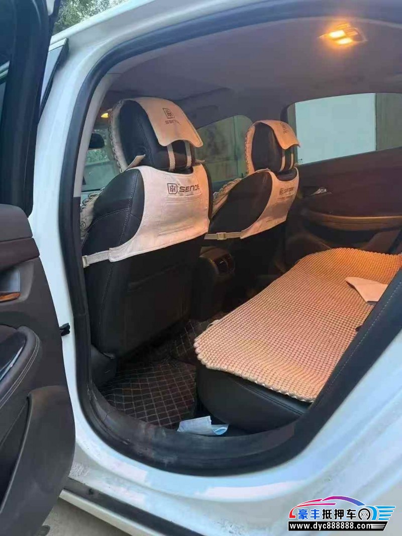 17年雪佛兰迈锐宝轿车抵押车出售