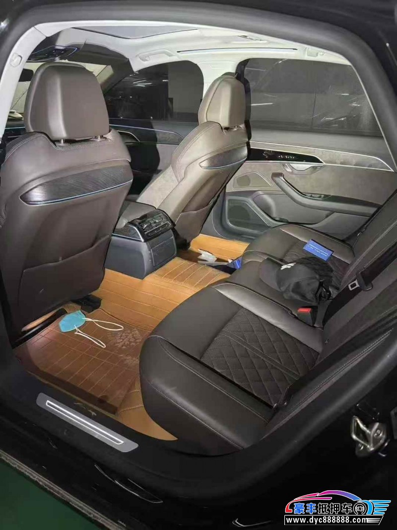 21年奥迪A8轿车抵押车出售