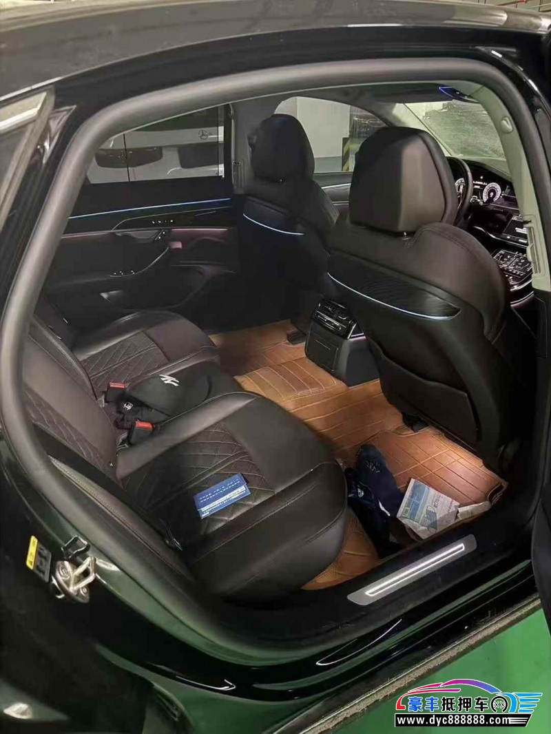 21年奥迪A8轿车抵押车出售