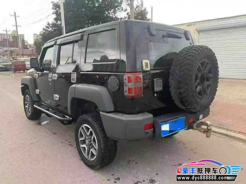 17年北京BJ40轿车抵押车出售