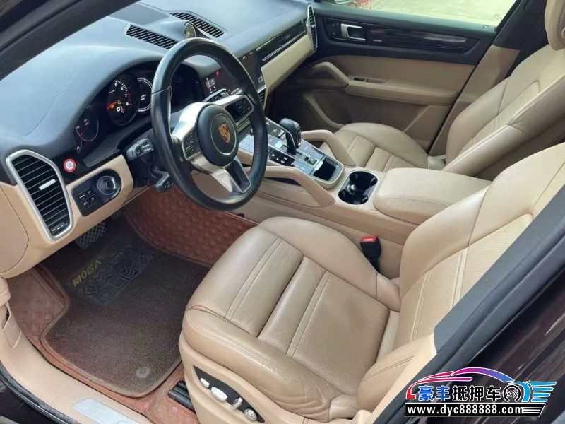 20年保时捷卡宴轿车抵押车出售